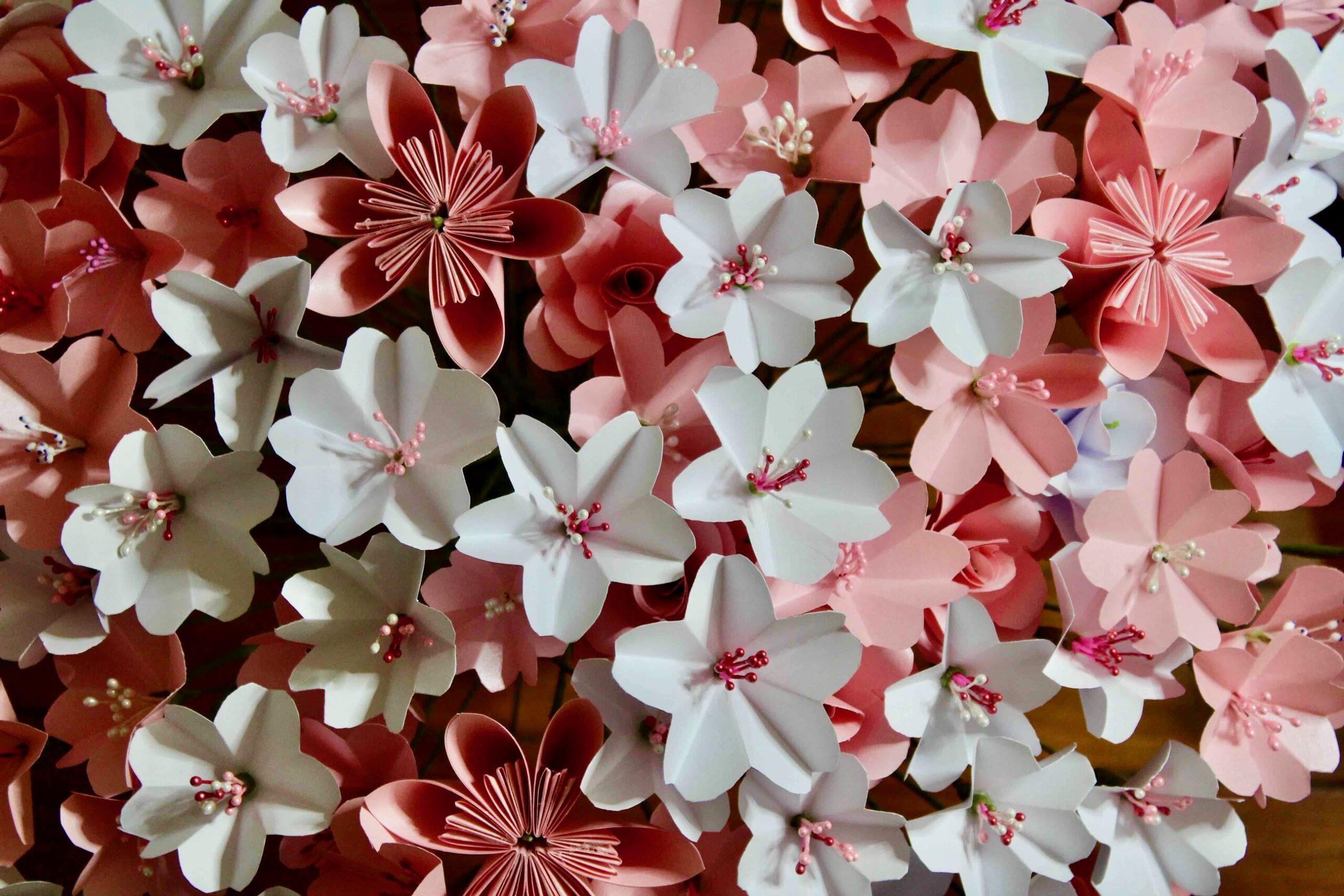 Bouquet de fleurs en origami cerisier kusudama rose