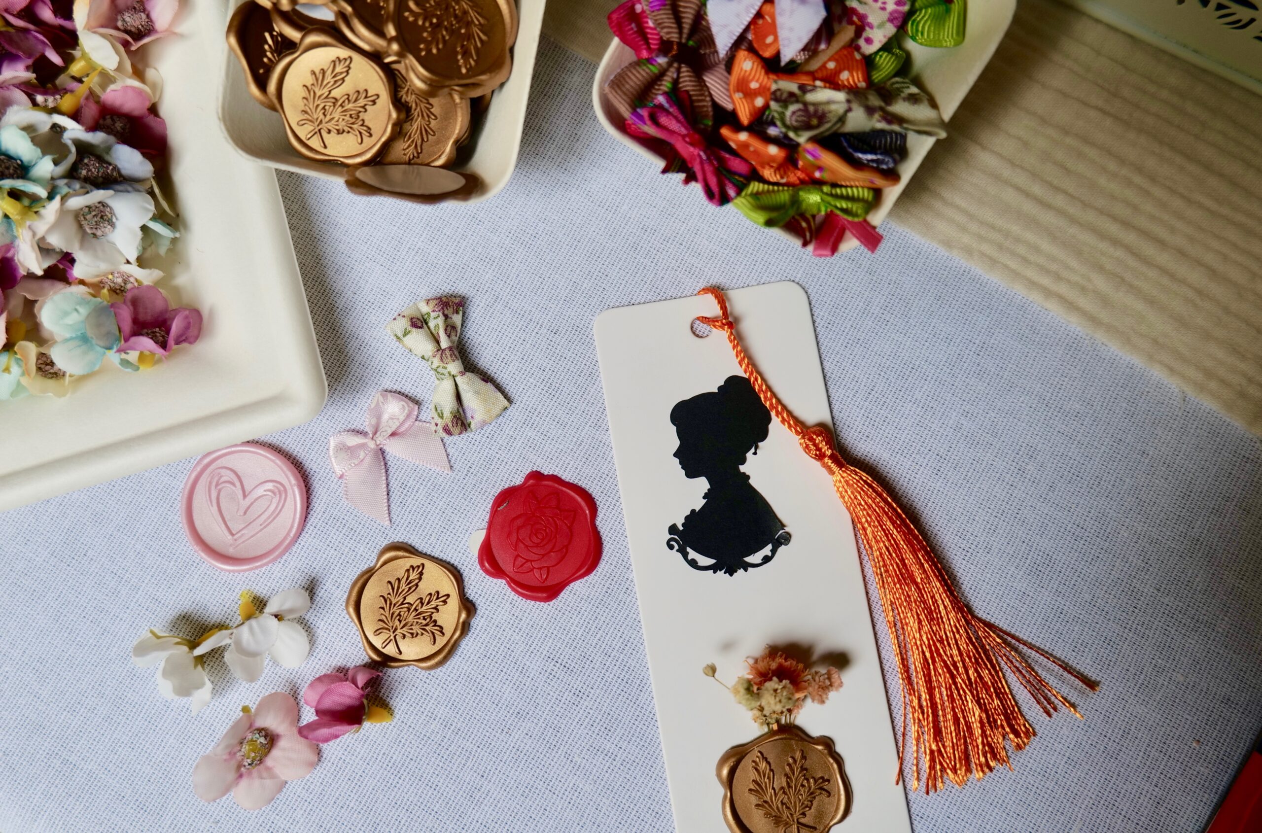 atelier scrapbooking par les editions jai Lu Bridgerton 3 scaled | Atelier Scrapbooking Bridgerton par J’ai Lu